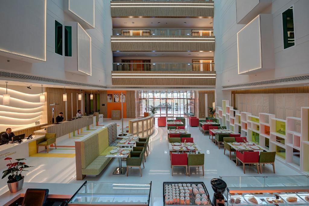 Al Khoory Atrium 4*